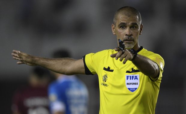 2020-12-15-11-56_capaeberaquinoarbitro1