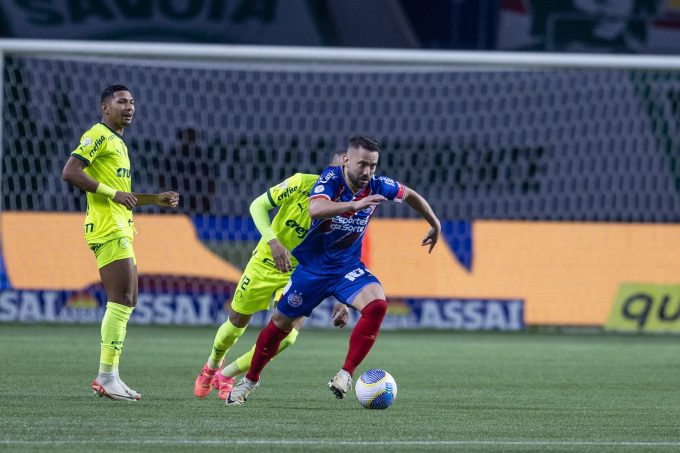 Bahia enfrenta o Palmeiras nesta quarta-feira